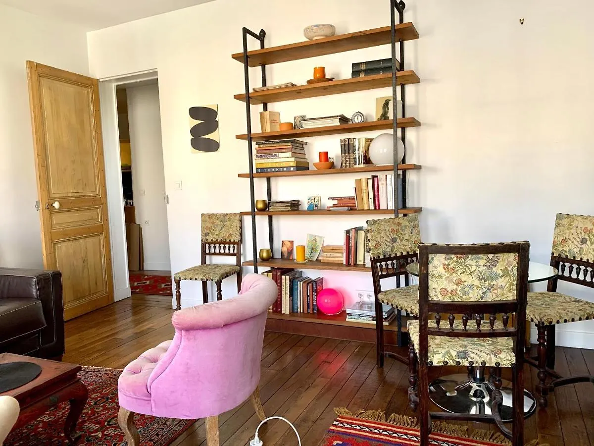 Apartamento Love Nest In París Francia